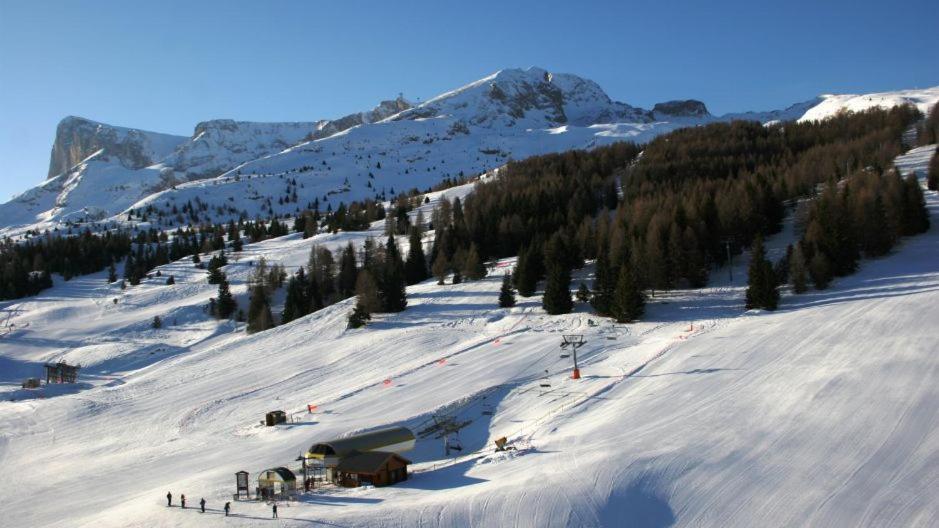 Studio Aux Pieds Des Pistes Saint-Étienne-en-Dévoluy Exterior foto